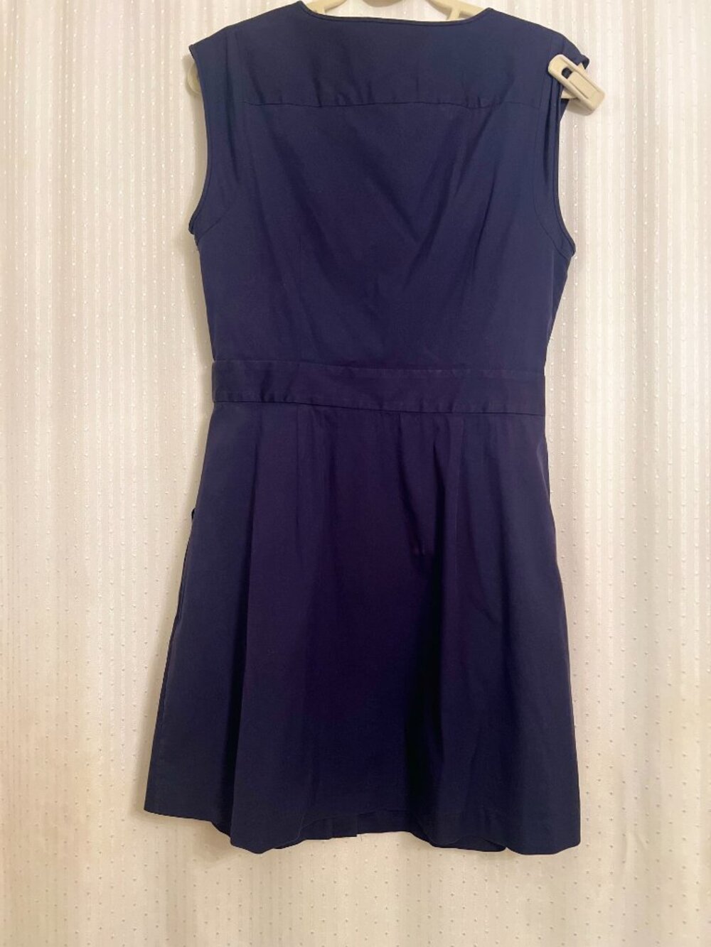 Theory button down capped sleeve dress with pockets in Navy Blue (Size 8) - Picture 2 of 3